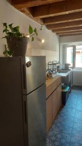 Circolo Vitale, Little Verona