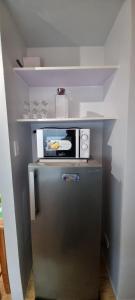 Mikaelas Crib- 1 Bedroom flat @ Arezzo Place Condominium