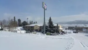 New Summit Inn - Sentinel Island