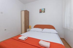 Apartments with parking space Gradac, Makarska - 5198
