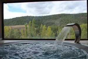 塞克斯玛德尔萨宾纳乡村度假屋 - 锡古恩萨