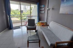 Nats Seri Bulan beach, pool home @teluk kemang
