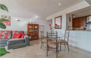 Cozy Apartment In Torrevieja