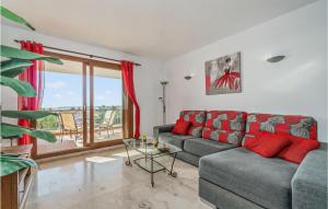 Cozy Apartment In Torrevieja