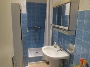 Studio 4 personnes en centre-ville proche des thermes - FR-1-234-287
