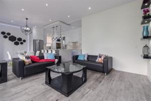 Charming, Cheerful, Exquisite 4 BR house, free wifi, free parking, free cancelation