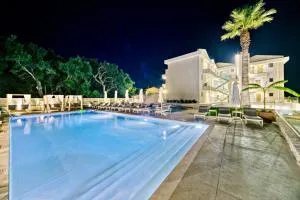 Hidden Cove Corfu - 科梅诺