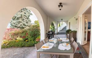 Fiori Pool-Gartenwohnung (EG)