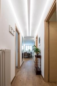 Fiori Pool-Gartenwohnung (EG)