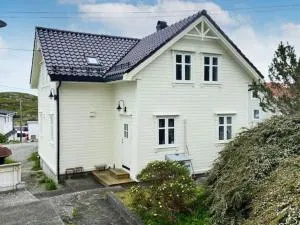 Holiday home Hernar - Bergsviki