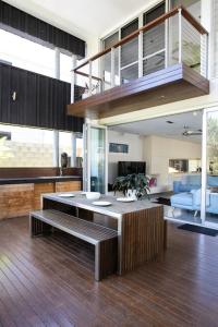 Casuarina Beachfront House - Hostie Properties