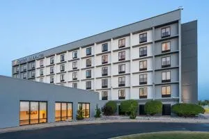 Comfort Inn & Suites Buffalo Airport - 威廉斯维尔
