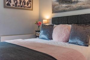 Cow and Cockle - quirky cottage in the centre of Deal