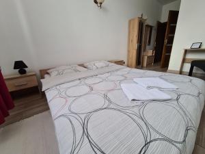 "Pod Basztą" Restauracja i Noclegi