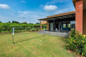 SaffronStays Rose Vineyard by the Lake, Nashik
