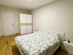 Fenix 2 Bedroom Apartment Varna Center