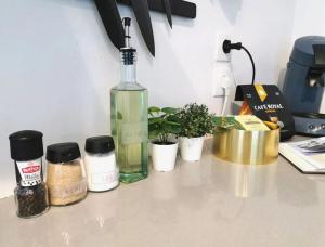 CHIC 2CHAMBRES,70m²+balcon+parking+WIFI