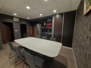 Apartment House - Delta