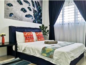 BOHEMIAN HOME 3 bedroom -10 mins to Mid Valley