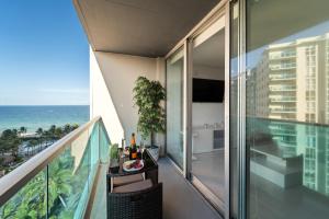 Oceanfront Luxury Condo - Private Beach Access, Pool & Game Room!