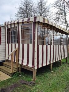 Campings Mobil Home Sylvie : photos des chambres