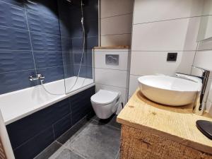Appartement de Charme 4* au Centre des Gets - Accès Direct aux Pistes de Ski - FR-1-598-28