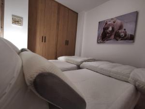 Appartement neuf 54m² Les Gets, centre, balcon sud-ouest, Wifi, parking - FR-1-598-70