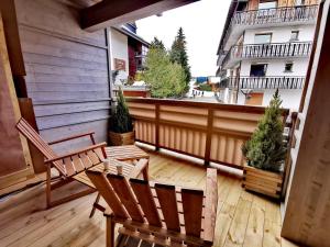 Appartement neuf 54m² Les Gets, centre, balcon sud-ouest, Wifi, parking - FR-1-598-70