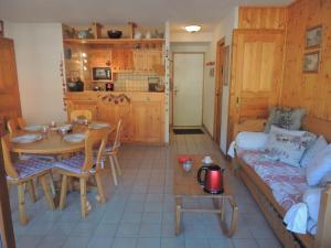 Appartements Appartement Les Gets, 3 pieces, 5 personnes - FR-1-598-73 : photos des chambres