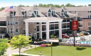 Crown Choice Inn & Suites Lakeview and Waterpark - Sault Ste. Marie