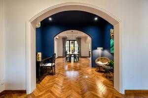 Gorgeous Home in Saigon Center