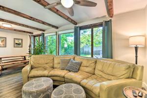 Beautiful Cody Abode with Grill - Walk to Downtown!