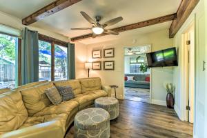 Beautiful Cody Abode with Grill - Walk to Downtown!