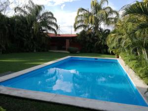 quintaolivos Jardín y Alberca!