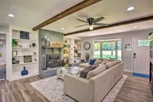 4 Mi to Dtwn McKinney Home with Game Room and Grill - Princeton