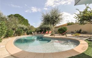 Maisons de vacances Beautiful Home In Le Plan-de-la-tour With Outdoor Swimming Pool, Wifi And 5 Bedrooms : photos des chambres