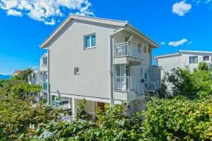 Apartments by the sea Podaca, Makarska - 6677 - Viškovića Vala