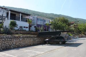 Apartments with parking space Ravni, Labin - 7674