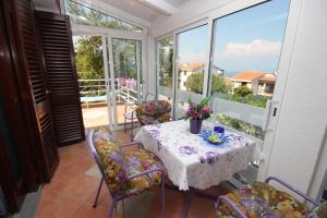 Apartments with parking space Ravni, Labin - 7674