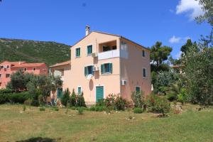 Apartments with parking space Sveti Jakov, Losinj - 8011