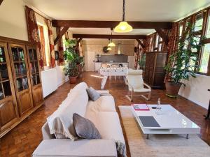 Maisons de vacances Gite Ligny-le-Ribault, 3 pieces, 4 personnes - FR-1-590-225 : photos des chambres