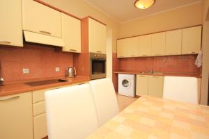 Apartments by the sea Ika, Opatija - 3426