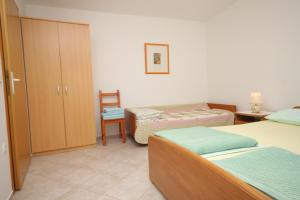 Apartments by the sea Osor, Losinj - 8088