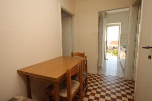 Apartments with parking space Savar, Dugi otok - 8127
