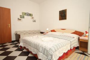 Apartments by the sea Artatore, Losinj - 7935