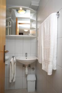 Apartments with parking space Artatore, Losinj - 8087