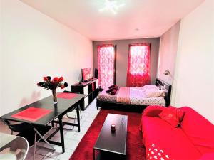 Appartements Le Red Escape a 15min du centre avec parking prive gratuit : photos des chambres