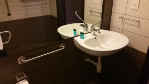 Livadhiotis City Hotel