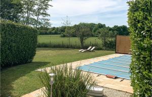 Maisons de vacances Beautiful home in Nanclars with Outdoor swimming pool, WiFi and 2 Bedrooms : photos des chambres