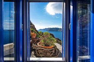 Domus Solis Luxury Villa Santorini Greece